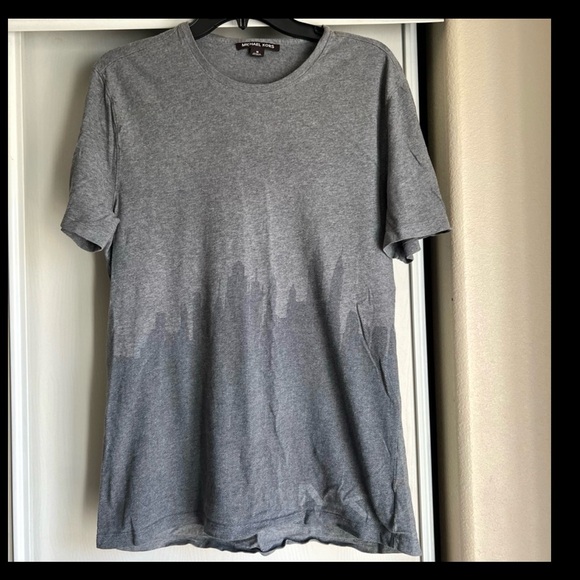 MK top - Picture 1 of 2